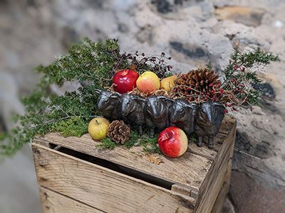 Decorative apple display